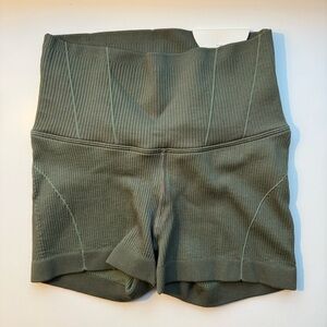 Aerie Offline High Waist Olive Ribbed Women's Shorts
